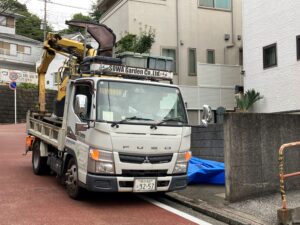 駐車場リフォーム工事に着手