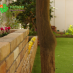 お庭全体は雑草対策をして、少し土いじりをしたい場合は花壇エリアを作る